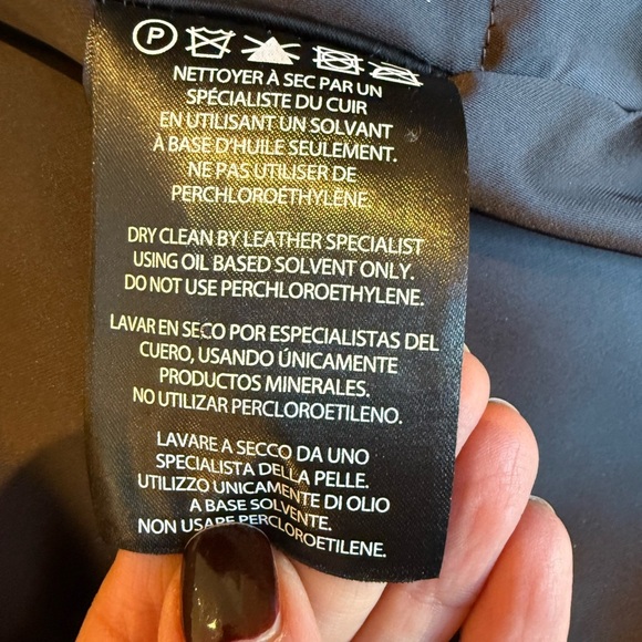 MACKAGE ELODIE MILITARY NAVY WOOL LONG COAT MEAGAN MARKLE SIZE L but fits Medium - Picture 10 of 16